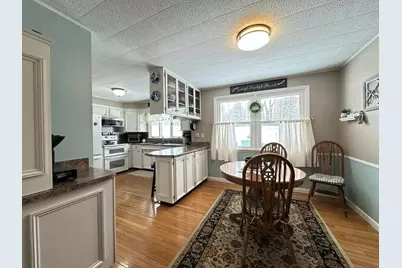 195 Porter Avenue W, Rumford, ME 04276 - Photo 11