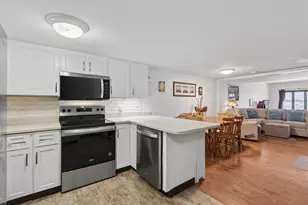 1112 Roosevelt Trail, Windham, ME 04062 - Photo 11