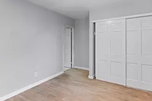 212 Montello St, Lewiston, ME 04240 - Photo 17