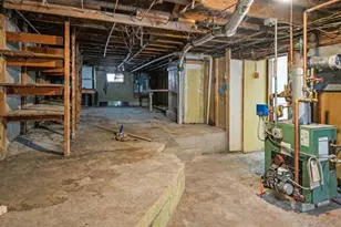 212 Montello St, Lewiston, ME 04240 - Photo 37