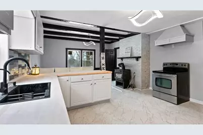 212 Montello Street, Lewiston, ME 04240 - Photo 7