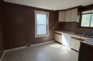 947 Sabattus St, Lewiston, ME 04240 - Photo 5