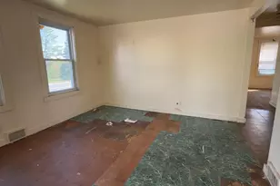 947 Sabattus St, Lewiston, ME 04240 - Photo 3