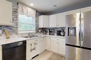 77 Mechanic St, Westbrook, ME 04092 - Photo 7