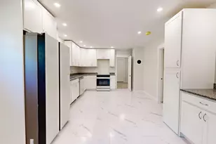 313 W Neck Rd, Nobleboro, ME 04555 - Photo 11