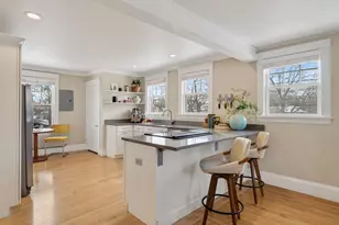 263 Brighton Ave, Portland, ME 04102 - Photo 9