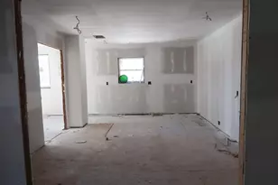 14 Heselton St, Skowhegan, ME 04976 - Photo 11