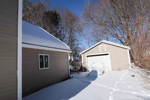 14 Heselton St, Skowhegan, ME 04976 - Photo 3
