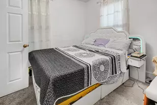 61 Shawmut St, Lewiston, ME 04240 - Photo 31