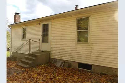 39 Sawyer Street, Waterville, ME 04901 - Photo 7