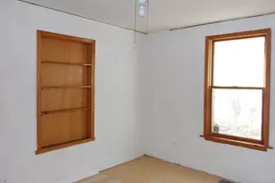 39 Sawyer St, Waterville, ME 04901 - Photo 21