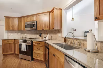 100 Shepard's Cove Road #G107, Kittery, ME 03904 - Photo 15