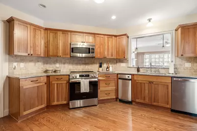 100 Shepard's Cove Road #G107, Kittery, ME 03904 - Photo 11