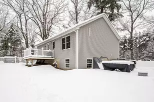 22 Summer Ln, Kittery, ME 03904 - Photo 17