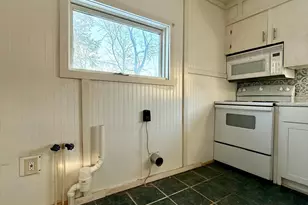 102 Garfield St, Calais, ME 04619 - Photo 9