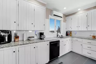 775 N Parish Rd, Turner, ME 04282 - Photo 17