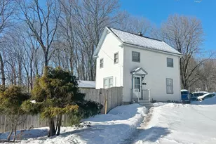 272 Cumberland St, Westbrook, ME 04092 - Photo 3