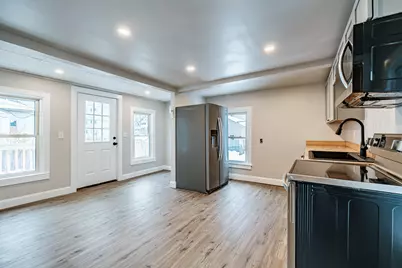 566 Washington Avenue, Portland, ME 04103 - Photo 11
