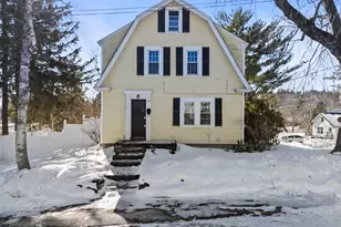 10 Walker St, Augusta, ME 04330 - Photo 3