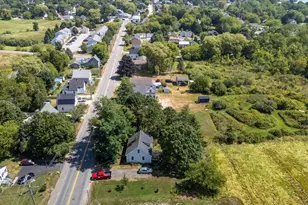 56 Thomaston St, Rockland, ME 04841 - Photo 3