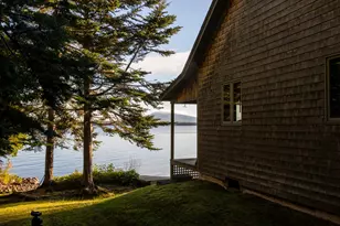 872 Frenchtown Rd, Greenville, ME 04441 - Photo 9