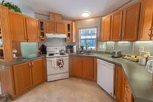 22 Arrowhead Dr, Lisbon, ME 04250 - Photo 5