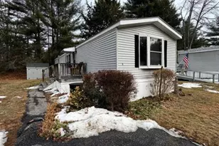 8 Mayflower Dr, Old Orchard Beach, ME 04064 - Photo 1