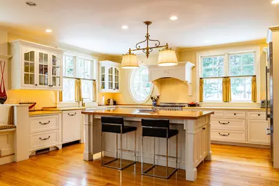 21 Penobscot Avenue, Camden, ME 04843 - Photo 11