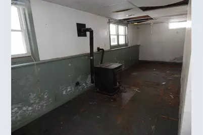 30 Hillcrest Street, Gardiner, ME 04345 - Photo 11