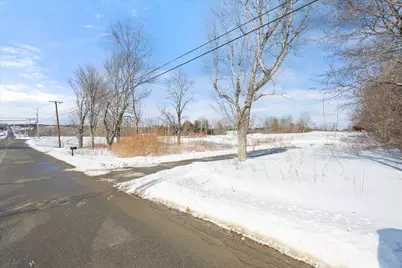 1425 Hammond Street, Bangor, ME 04401 - Photo 3