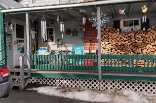 9 Summit St, Baileyville, ME 04694 - Photo 3