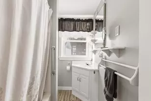 25 Longfellow Dr, Westbrook, ME 04092 - Photo 9