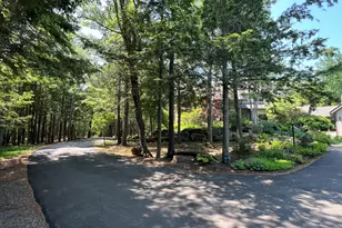 291 Molyneaux Rd, Camden, ME 04843 - Photo 3