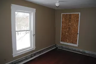 51 Pleasant St, Sanford, ME 04083 - Photo 15