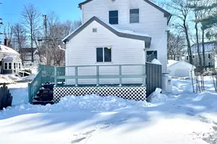 53 Chestnut St, Bath, ME 04530 - Photo 3