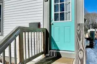 53 Chestnut St, Bath, ME 04530 - Photo 5