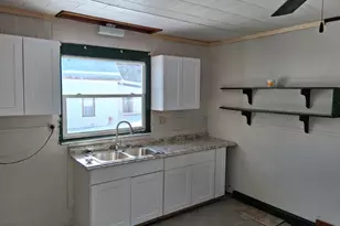 432 High St, Rumford, ME 04276 - Photo 5