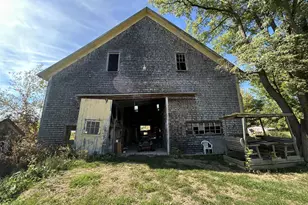 1423 Main St, Pittsfield, ME 04967 - Photo 27