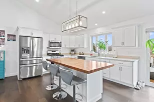 92 High St, North Berwick, ME 03906 - Photo 5