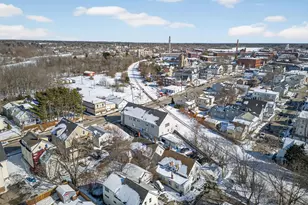 66 W Cutts St, Biddeford, ME 04005 - Photo 7