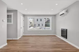 38 Oak St, Gardiner, ME 04345 - Photo 5