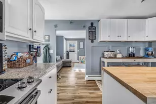 11 Capri St, Brewer, ME 04412 - Photo 9