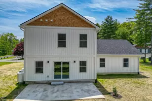 11 Village Green Cir, Oakland, ME 04963 - Photo 7