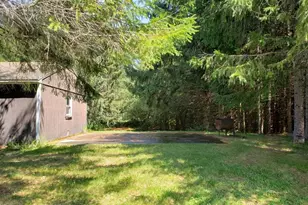 28 E Sangerville Rd, Sangerville, ME 04479 - Photo 3