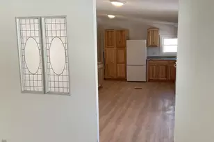 401 Beechwood St, Warren, ME 04864 - Photo 9