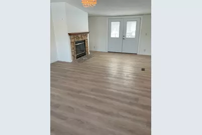 401 Beechwood Street, Warren, ME 04864 - Photo 17