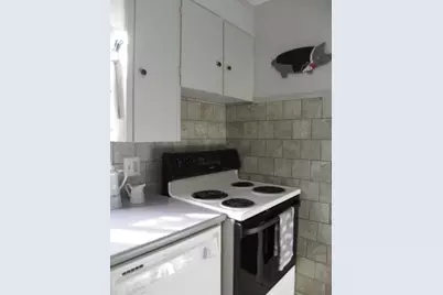 50 Boutelle Avenue, Waterville, ME 04901 - Photo 5