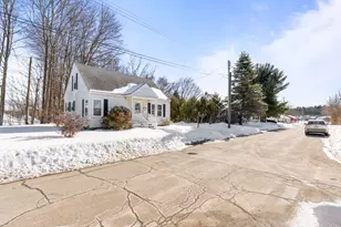 11 Kennison St, Augusta, ME 04330 - Photo 5
