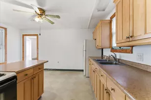 9 Winter St, Auburn, ME 04210 - Photo 15