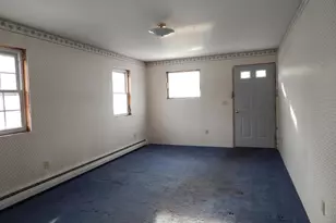 19 Park St, Paris, ME 04281 - Photo 3